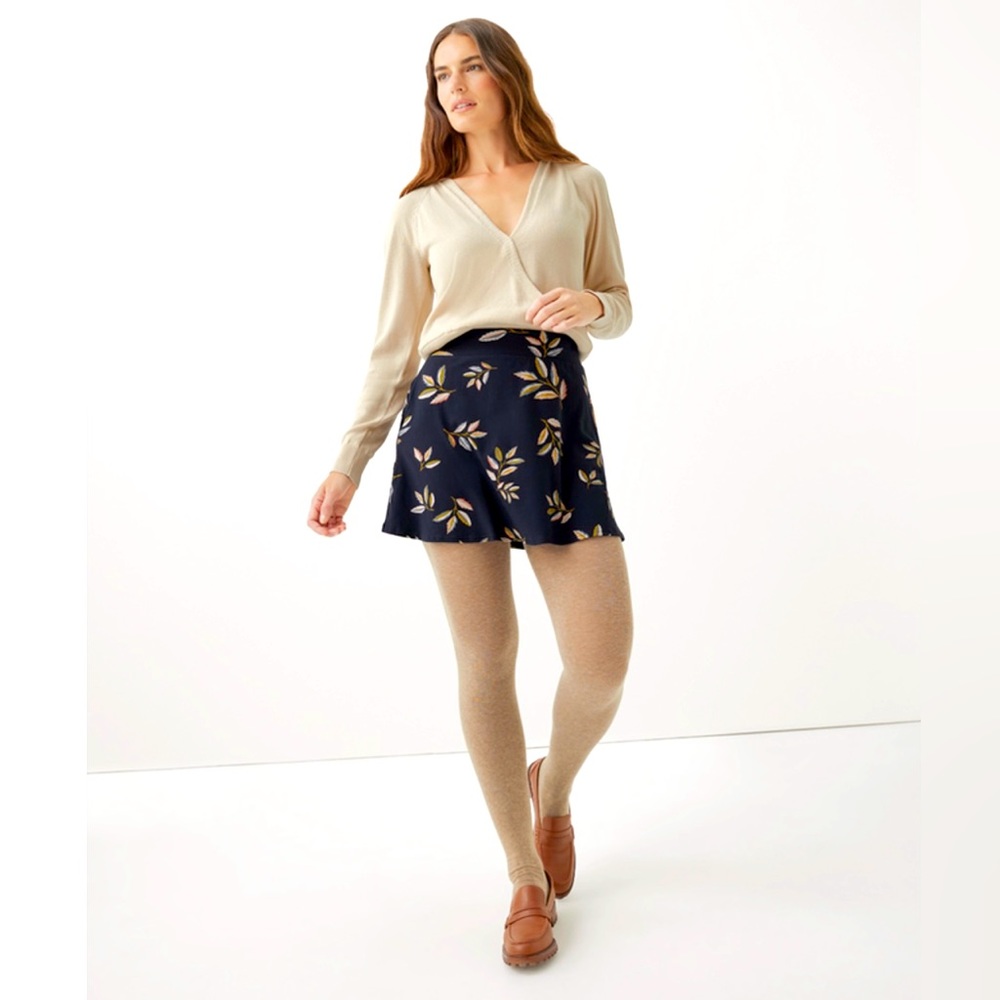 NWT Pact Women’s Medium Navy Golden Hour Leaves Fit & Flare Mini Skirt